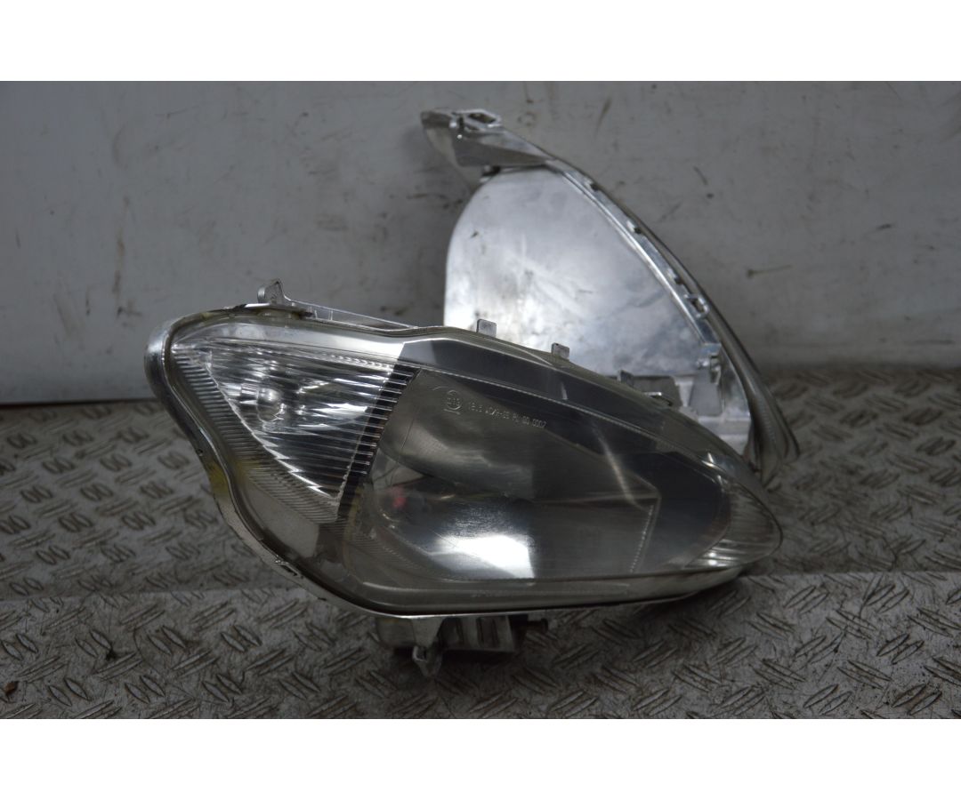 Faro Fanale Anteriore Malaguti Madison 250 ie dal 1999 al 2015  1702544408616