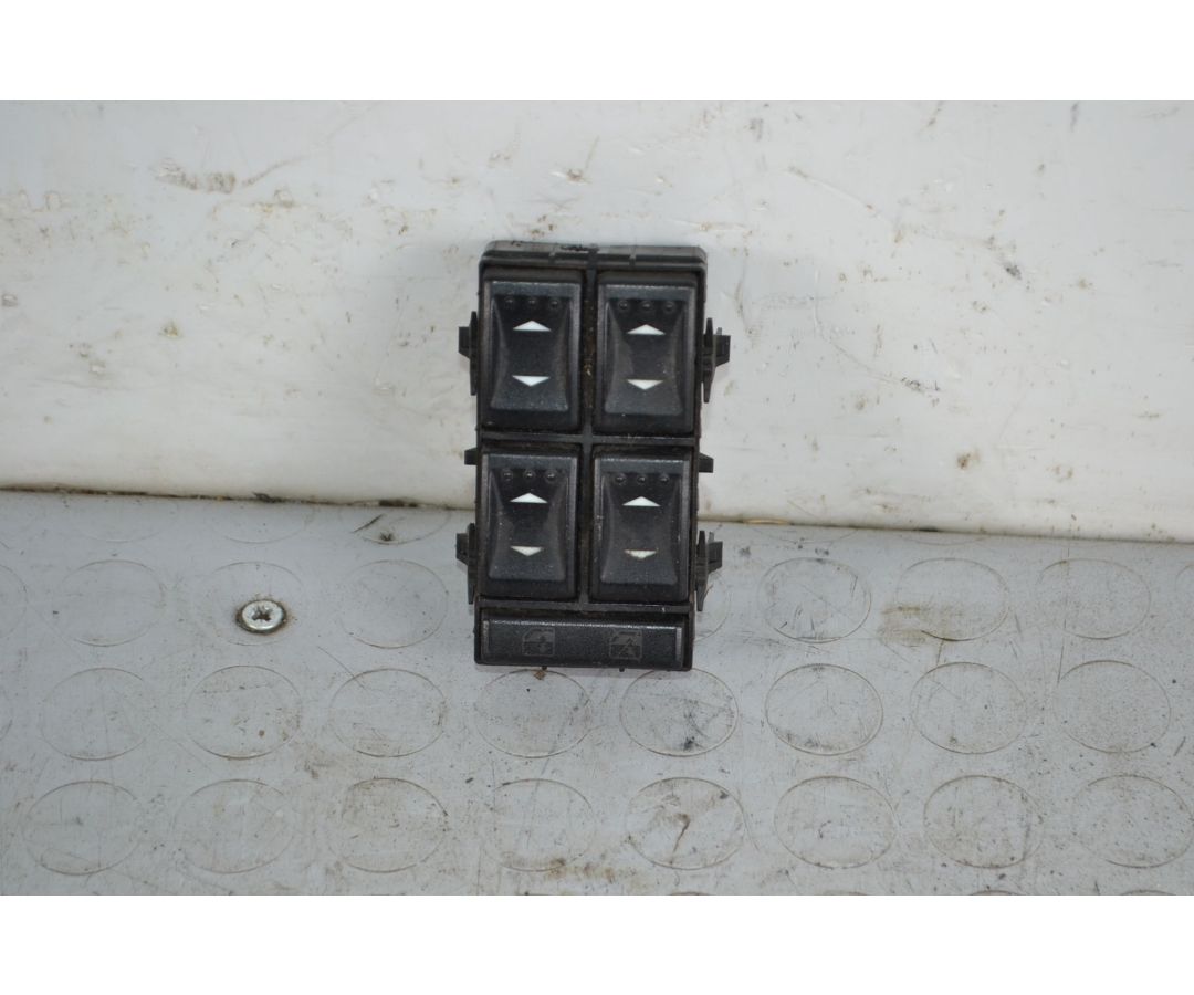 Pulsantiera Alzacristalli Anteriore SX Ford Mondeo III dal 09/2000 al 07/2007 Cod 3s7t-14a132-ba Cod motore QJBB  1703754736544