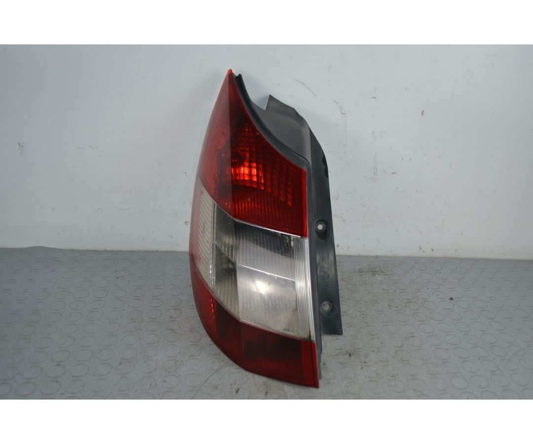 Fanale stop posteriore SX Renault Scenic II Dal 2003 al 2006 Cod 8200493374  1705312604975