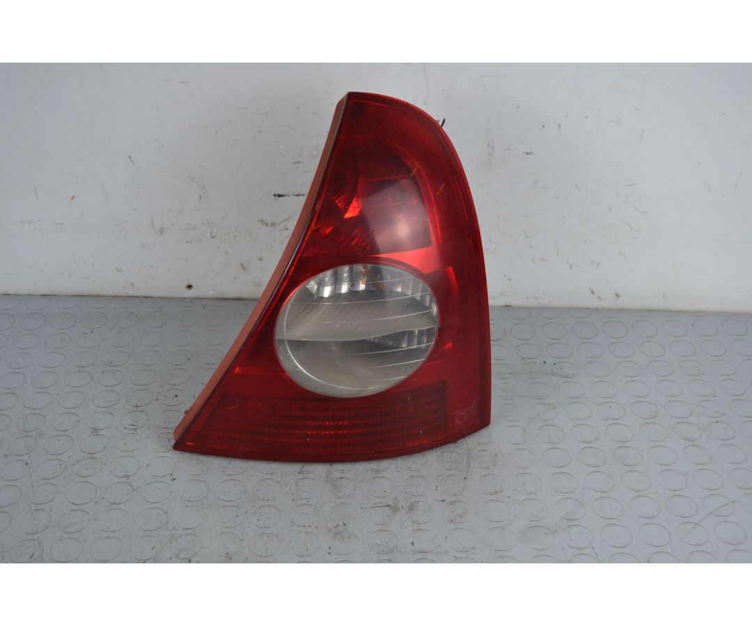 Fanale Stop posteriore DX Renault Clio II dal 1998 al 2012 Cod 820071414  1706174493592