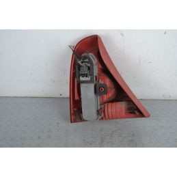 Fanale Stop posteriore DX Renault Clio II dal 1998 al 2012 Cod 820071414  1706174493592