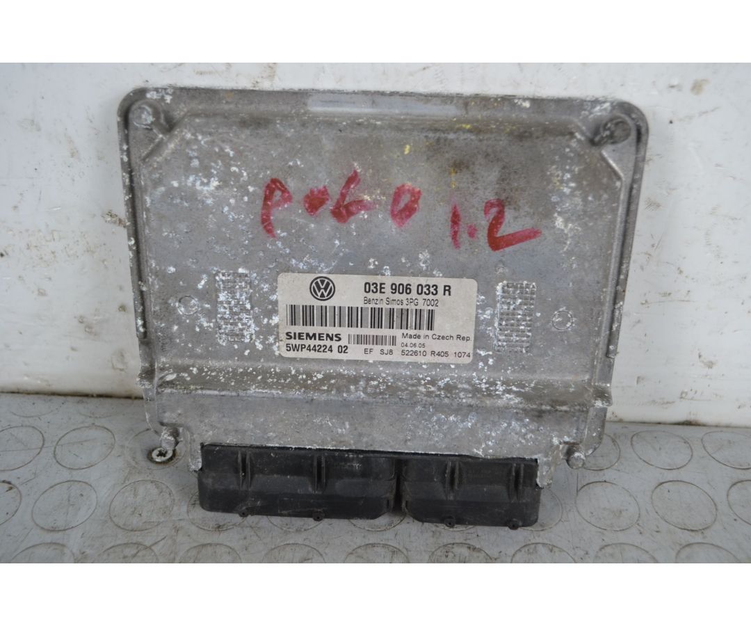 Centralina ECU Volkswagen Polo Dal 2001 al 209 Cod 03E906033R  1707143098275