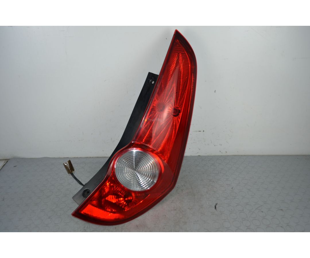 Fanale Stop Posteriore DX Opel Agila B dal 2008 al 2015 Cod 89071609  1707817152739