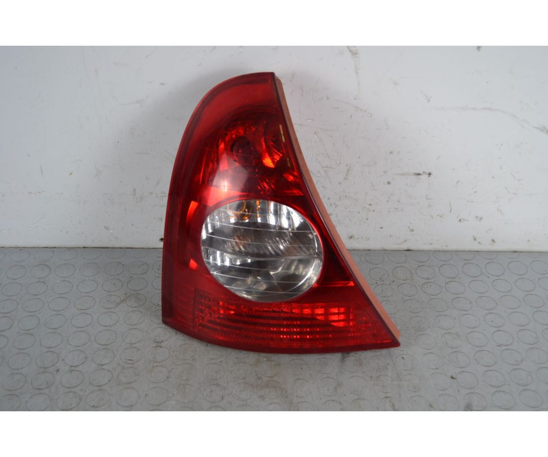 Fanale stop posteriore SX Renault Clio II Dal 1998 al 2012 Cod OE 8200917488  1708938454672