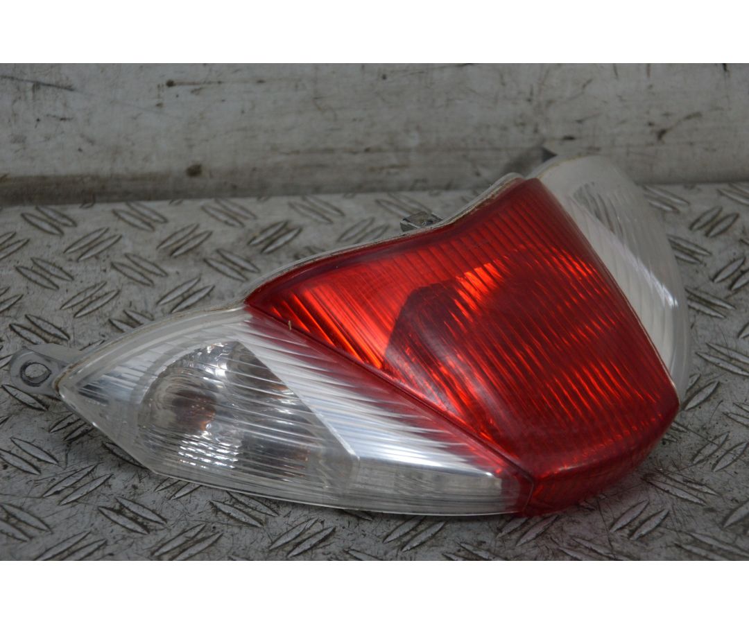 Fanale Stop Posteriore Piaggio Liberty RST 50 / 125 / 150 Dal 2003 al 2013  1711442950974