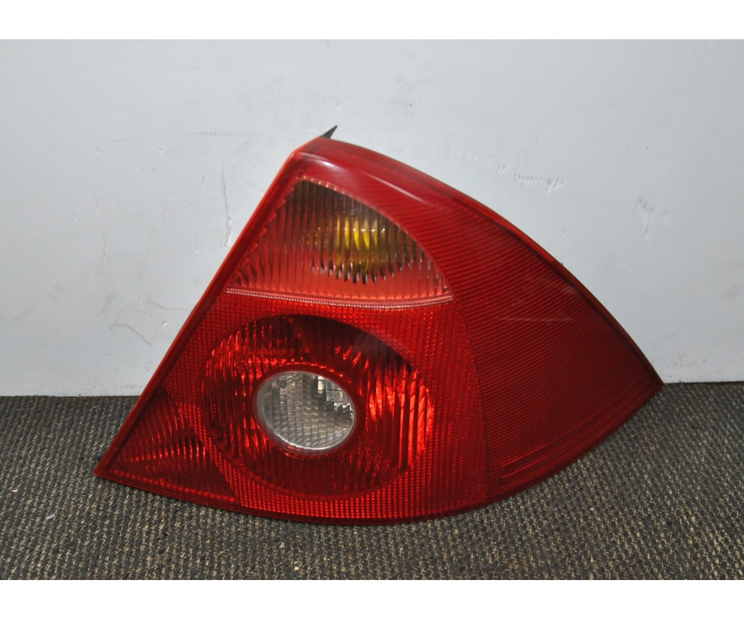 Fanale Stop posteriore DX Ford Mondeo MK2 dal 2000 al 2007 cod 1571-13404-A  2411111157626