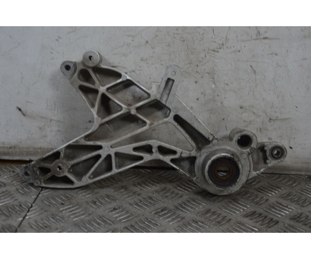 Staffa Supporto Marmitta Kymco People One 125 / 150 Dal 2016 al 2018  1714751091284