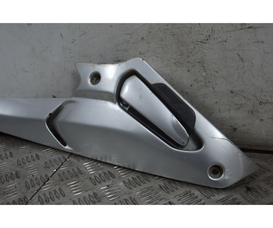 Pedana Passeggero Destra Aprilia SR Max 300 dal 2011 al 2014  1715176903541