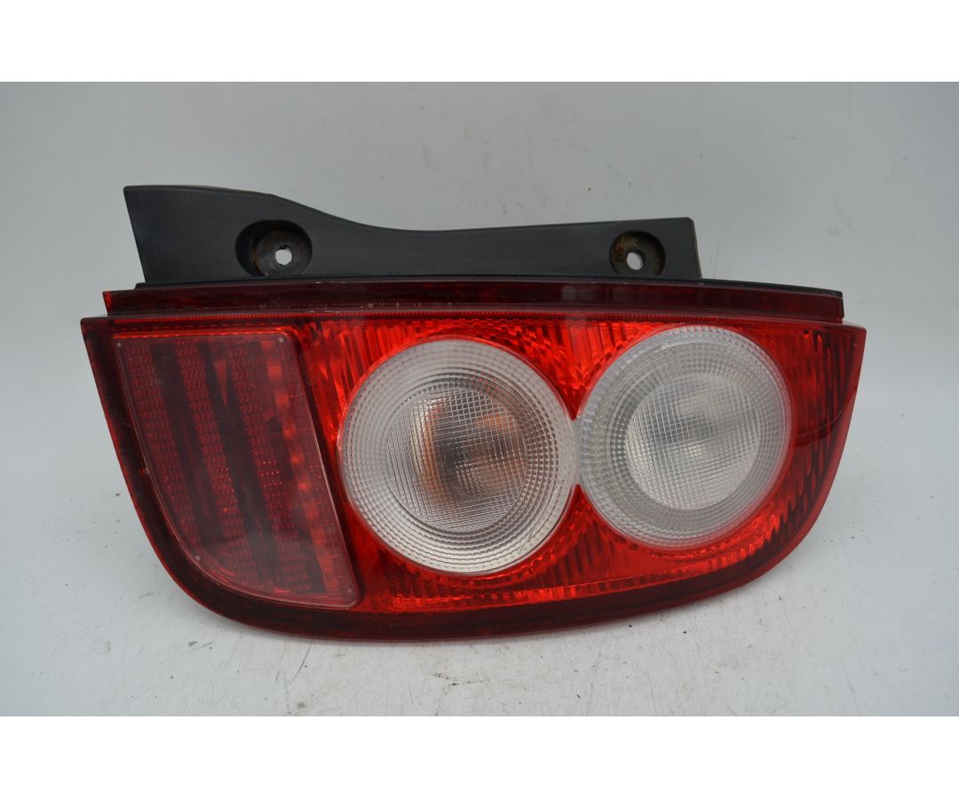Fanale stop posteriore DX Nissan Micra K12 Dal 2002 al 2010 Cod OE 26550AX720  1716879722170