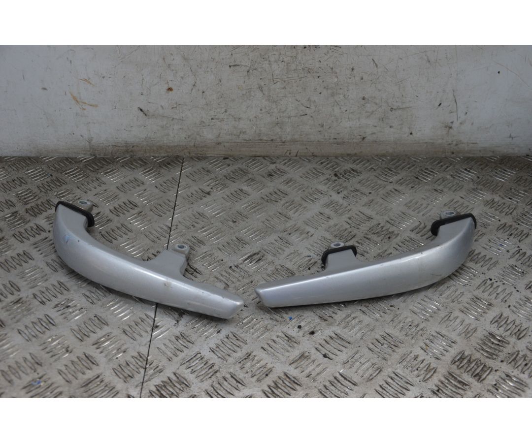 Coppia Maniglioni Posteriori Yamaha Xmax X-max 250 dal 2005 al 2009  1718879977987