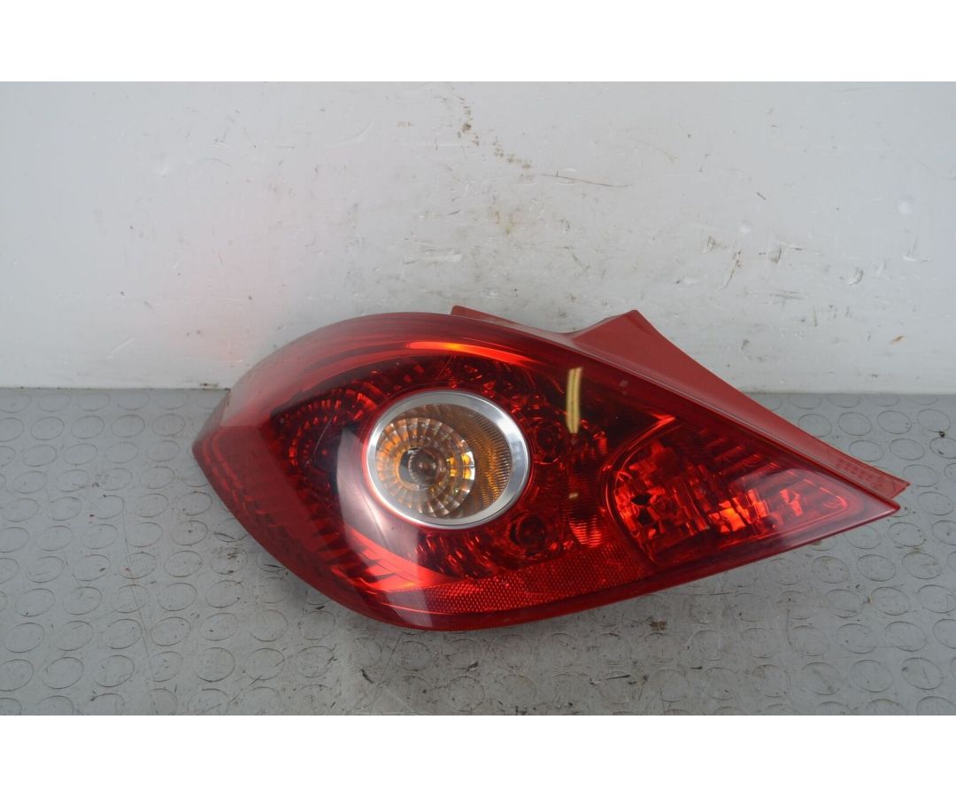 Stop fanale posteriore SX Opel Corsa D 3p Dal 2006 al 2010 Cod 13186350 N.B 3 Pin  1720441882322