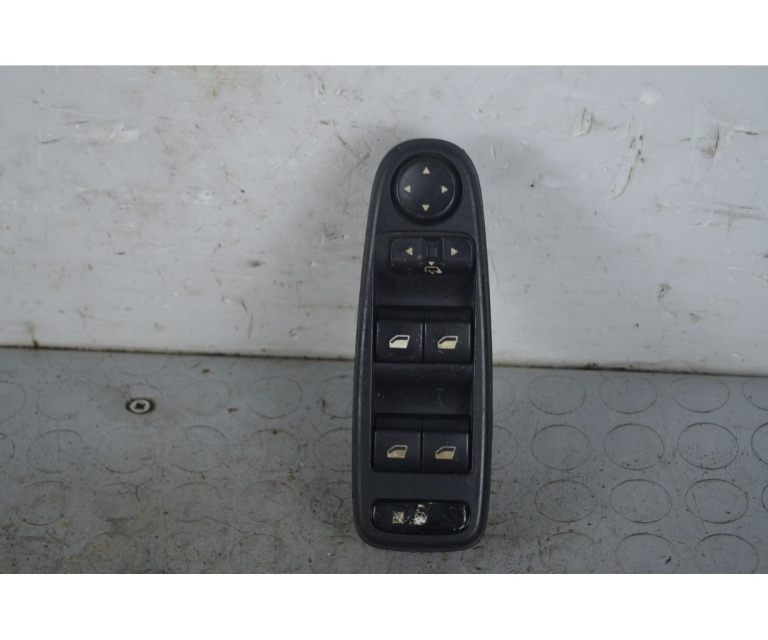 Pulsantiera alzacristalli anteriore SX Citroen C4 Picasso Dal 2006 al 2013 Cod 966393832d  1721381506668