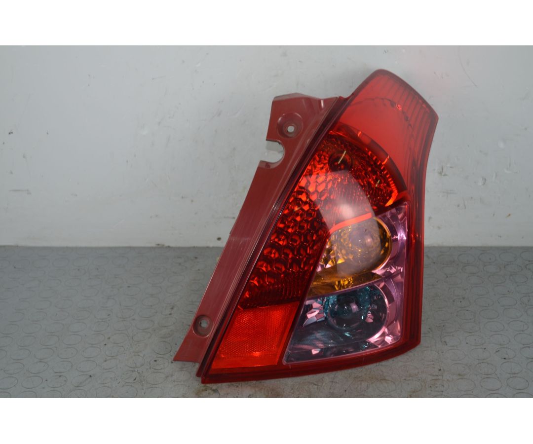 Fanale Stop posteriore DX Suzuki Swift IV Dal 2004 al 2010 Cod 3565072K00000  1722328530975