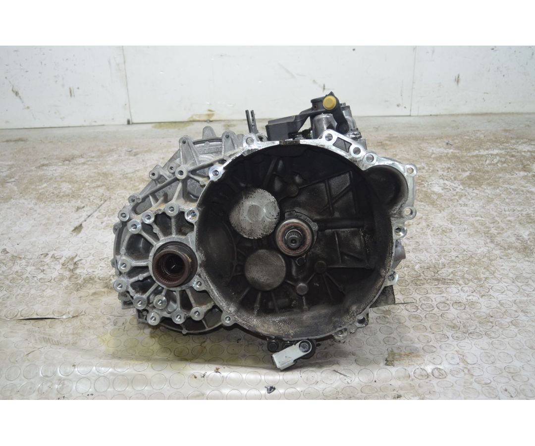 Cambio manuale 6 rapporti Volvo XC70 Dal 2000 al 2007 Cod 566R7002BB Cod motore D5244T4  1724425104103