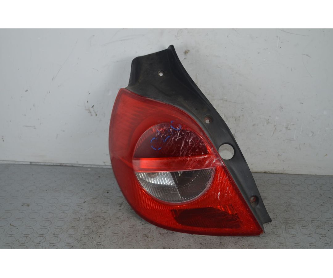 Fanale Stop posteriore SX Renault Clio III Dal 2005 al 2013 Cod 8200459962  1725870336033