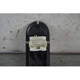 Pulsantiera Alzacristalli anteriore SX Renault Clio III 3P Dal 2005 al 2013 Cod 8200356519  1726471320742