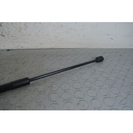 Pistoni Ammortizzatori Portellone Bagagliaio Posteriore Suzuki Swift dal 2017 in poi Cod 8185052R00000  1727340420457