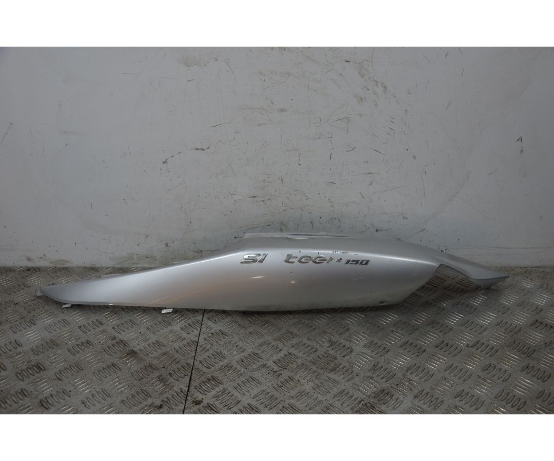 Carena Fianchetto Sinistro Sx Suzuki Sixteen 125 / 150 dal 2007 al 2014  1729088385951