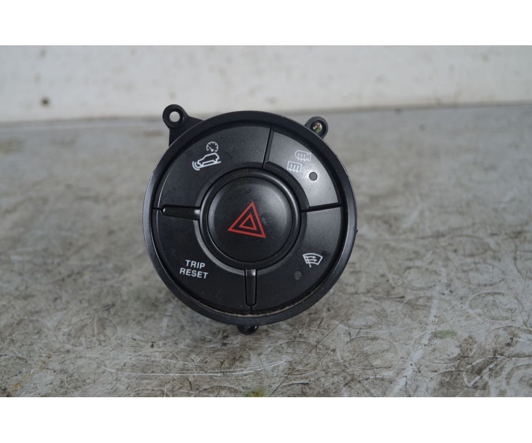 Pulsantiera Quattro frecce Ssangyong Actyon Dal 2006 al 2018 Cod 8521031010HCX  1732179048659