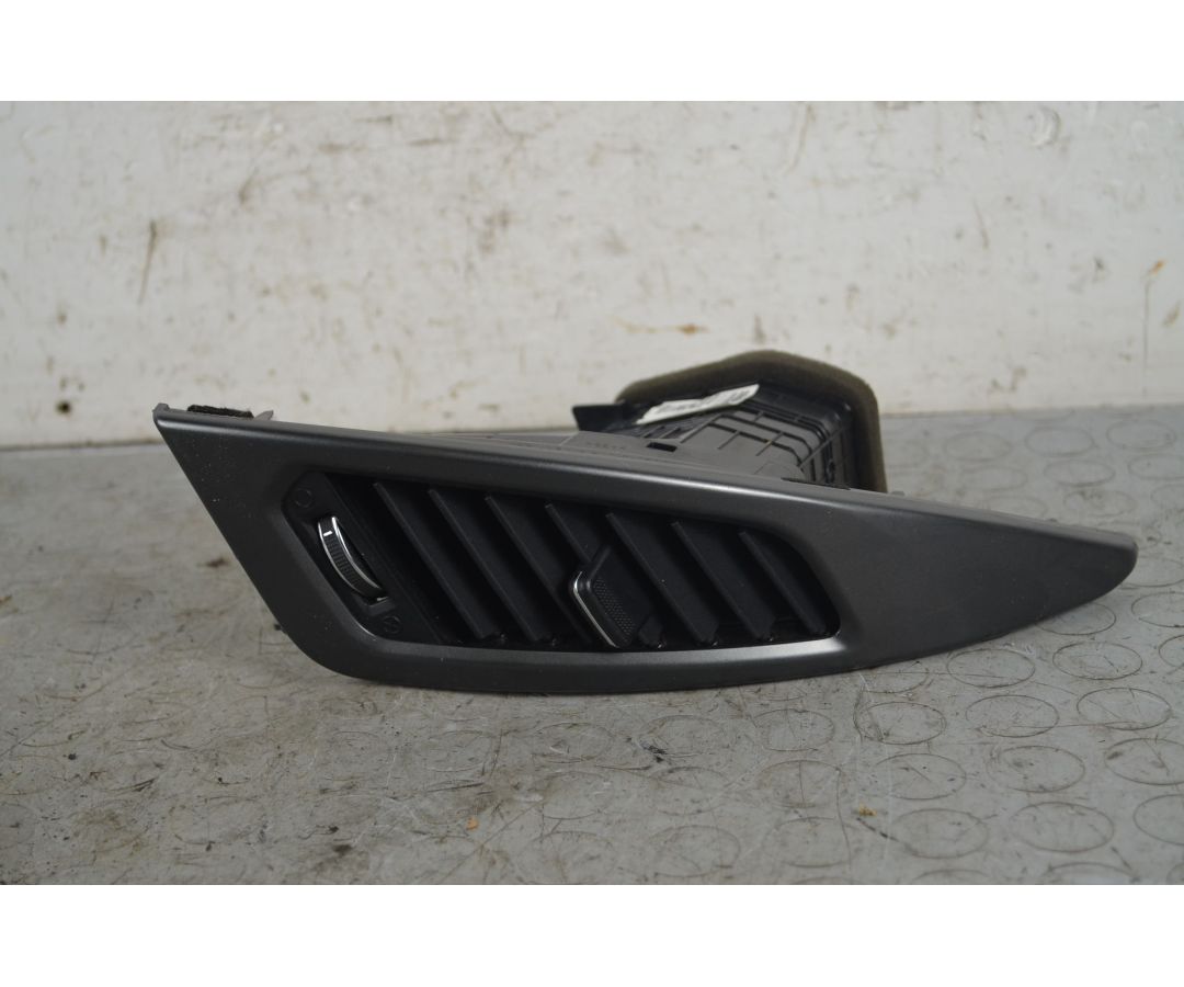 Bocchetta Aria Anteriore DX Ssangyong Korando Dal 2010 al 2016 Cod 6461M-34400  1733383759256