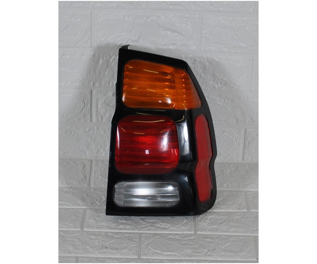 Fanale stop posteriore destro DX Mitsubishi Pajero Sport Dal 1999 al 2006 Cod MR296608  1617960217257