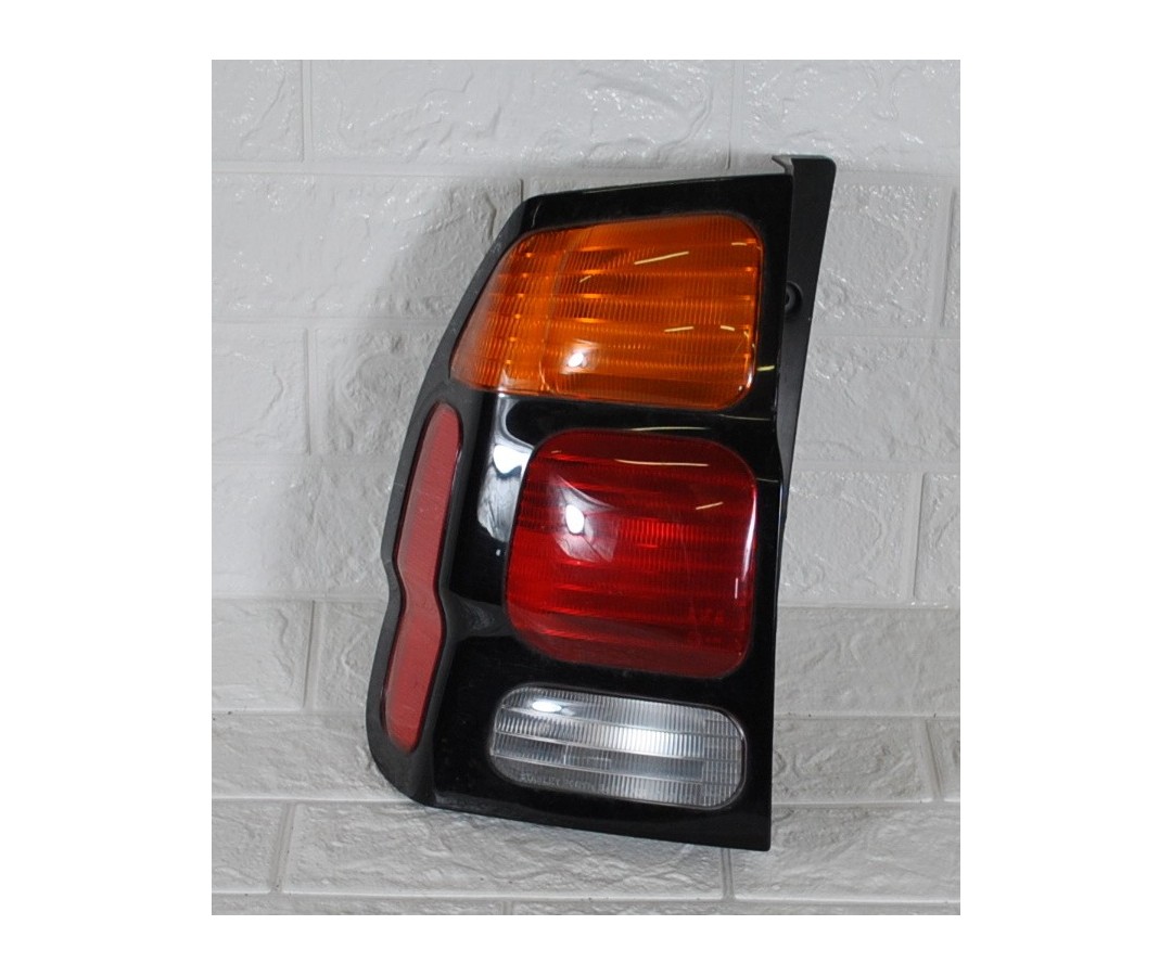 Fanale stop posteriore sinistro SX Mitsubishi Pajero Dal 1999 al 2006 Cod MR296607  1617962022590