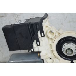 Motorino alzacristallo posteriore SX Volkswagen Touran Dal 2003 al 2010 Cod 1K0959703B  1733844699688