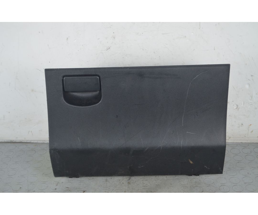 Vano Portaoggetti Toyota Yaris Dal 2005 al 2011 Cod 55550-0D060  1734348568630