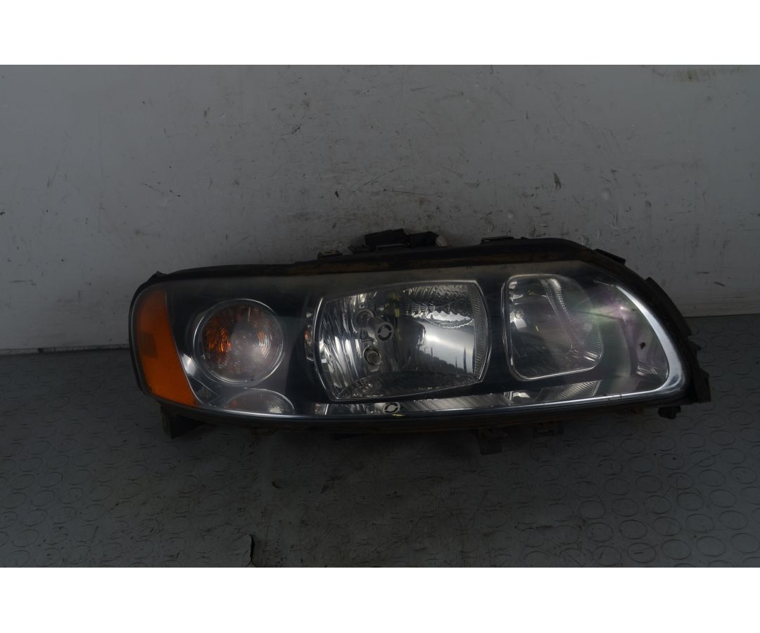 Faro Anteriore DX Volvo S60  Dal 2000 al 2009 Cod 30698826  1734441220350