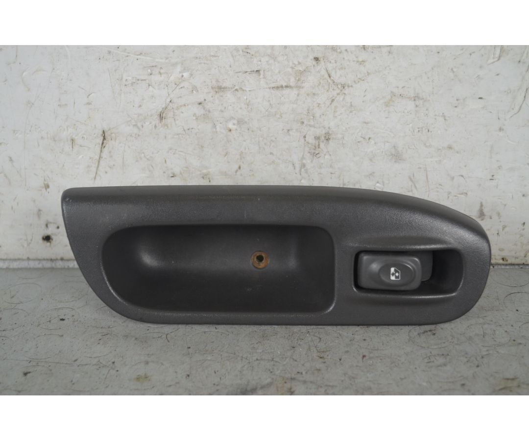 Pulsantiera Alzacristalli Anteriore DX Renault Scenic Dal 1999 al 2003 Cod 7700431172  1734605331328