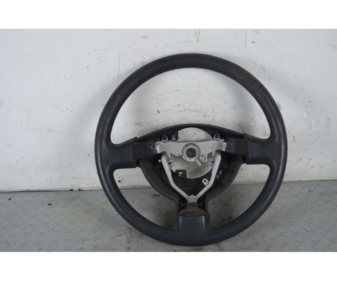 Volante Daihatsu Sirion Dal 2004 al 2015 Cod GS131-02660  1735805065532