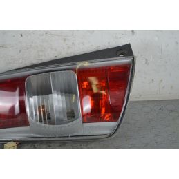 Fanale Stop Posteriore SX Daihatsu Sirion Dal 2004 al 2015 Cod 81560B1020  1735806273462