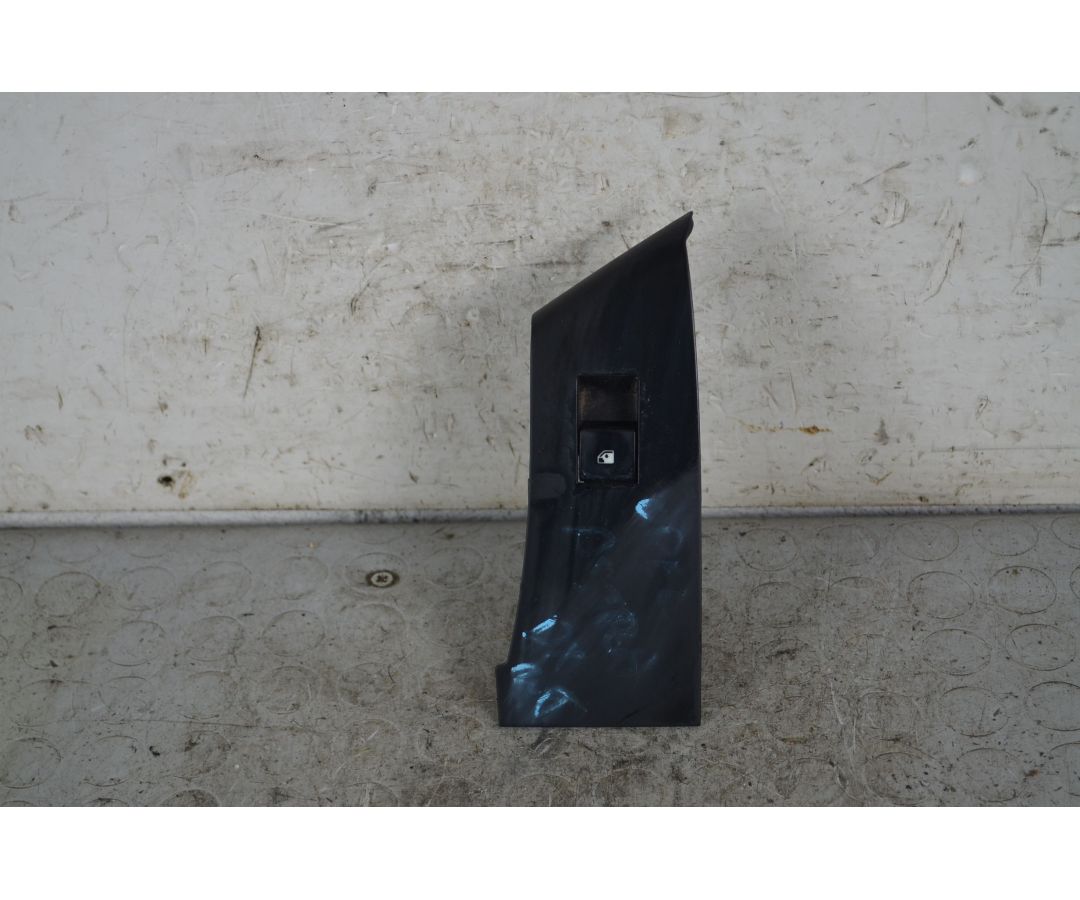 Pulsantiera alzavetro anteriore DX Opel Astra J Dal 2009 al 2015 Cod 13301886  1737018833748