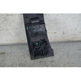 Pulsantiera alzavetro anteriore DX Opel Astra J Dal 2009 al 2015 Cod 13301886  1737018833748