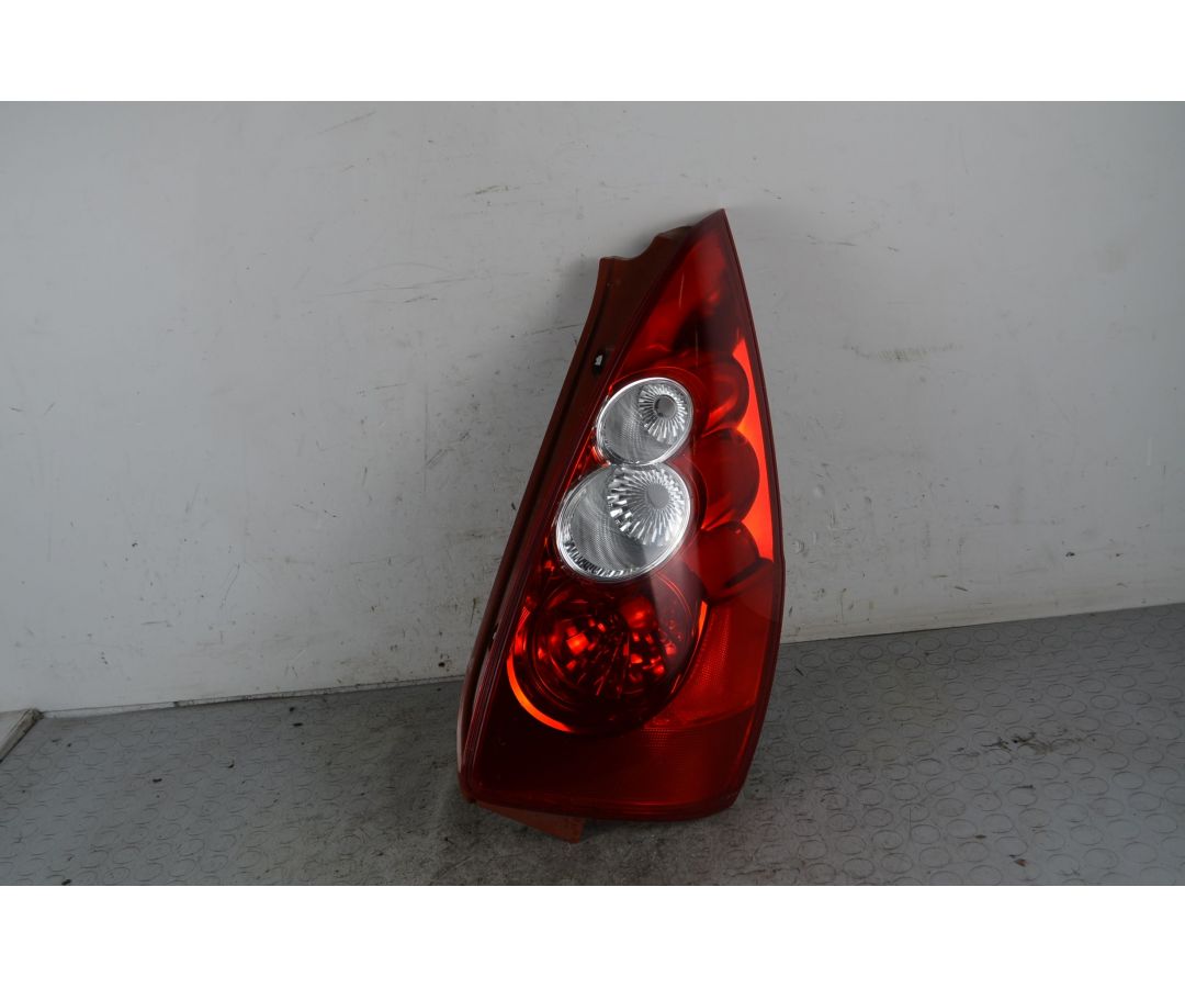 Fanale stop posteriore DX Mazda 5  Dal 2005 al 2010 Cod OE C24751170E  1737554670548