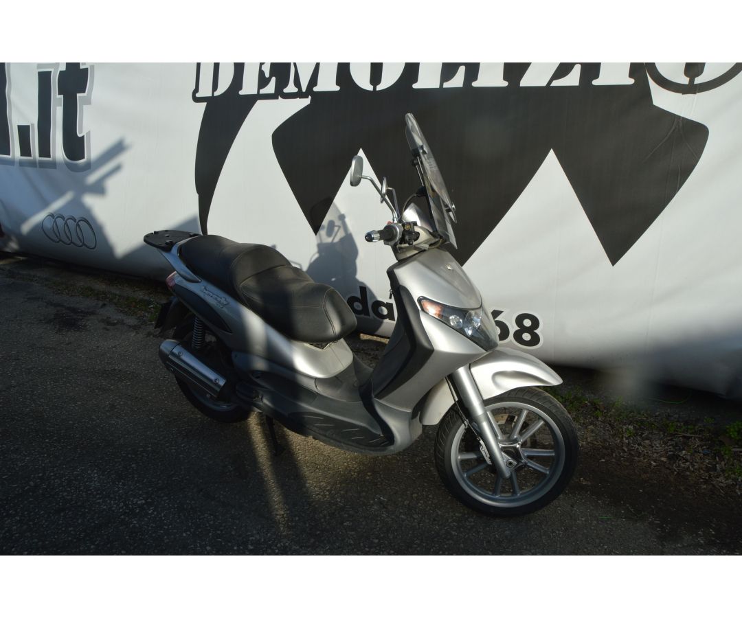 Kit Carene Complete Piaggio Beverly 200 dal 2001 al 2010  1737728288739