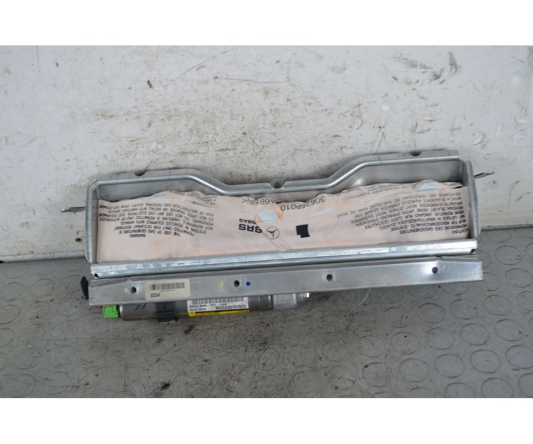 Airbag Ginocchia Anteriore SX Mercedes Classe C W204 Dal 2007 al 2013 Cod 305669599-AR  1738230795340
