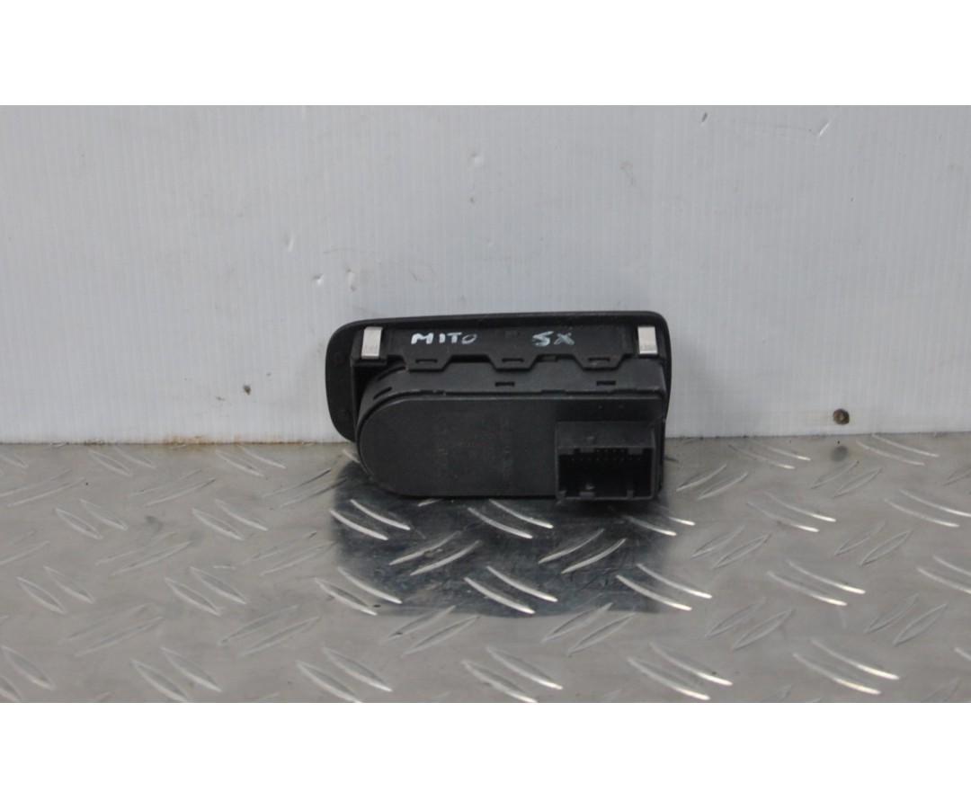 Pulsantiera Alzacristalli Anteriore SX Alfa Romeo Mito dal 2008 al 2018 cod 156085170  1619174906880