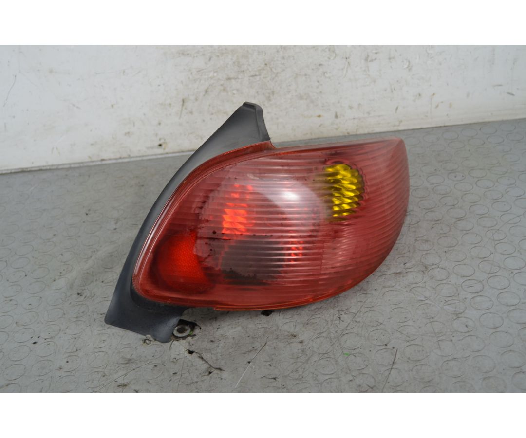 Fanale stop posteriore DX Peugeot 206 CC Dal 1998 al 2009 Cod 6351S1  1739359598003