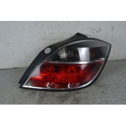 Fanale Stop Posteriore DX Opel Astra H 5p Dal 2004 al 2011 Cod 13222325  1739361217398