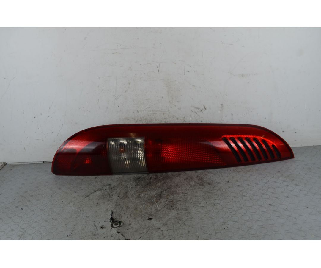 Fanale Stop Posteriore SX Mercedes Vaneo W414 Dal 2001 al 2005 Cod A4148200064  1739788798340