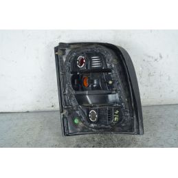 Fanale Stop Posteriore DX Nissan Micra K11 Dal 1992 al 2002 Cod 265501F505  1740129917665