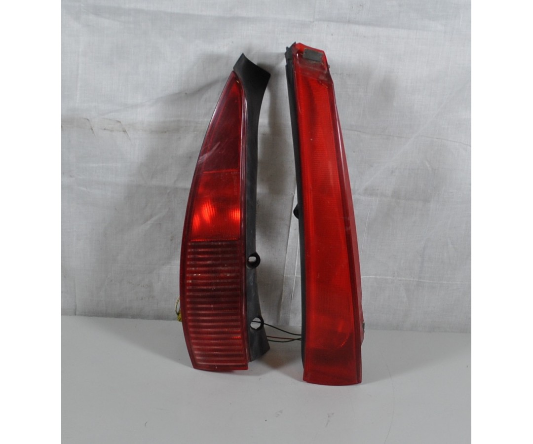Fanale stop posteriore Superiore e Inferiore DX Citroen C5 Break Dal 2001 al 2008 Cod. 2549  1619615731705