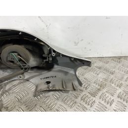 Carena Coprimanubrio Portafaro Con Faro Peugeot Tweet 50 / 125 / 150 Dal 2010 al 2017  1740671878384