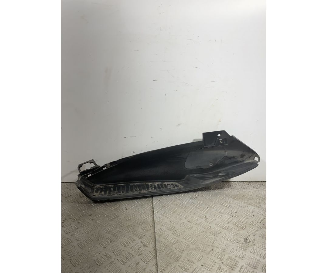 Carena Pedana Sinistra SX Piaggio MP3 300 Dal 2010 al 2016  1741338195868