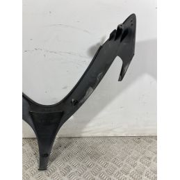 Carena Scudetto Boomerang Anteriore Suzuki Burgman 400 K7 dal 2007 al 2013  1741683953502