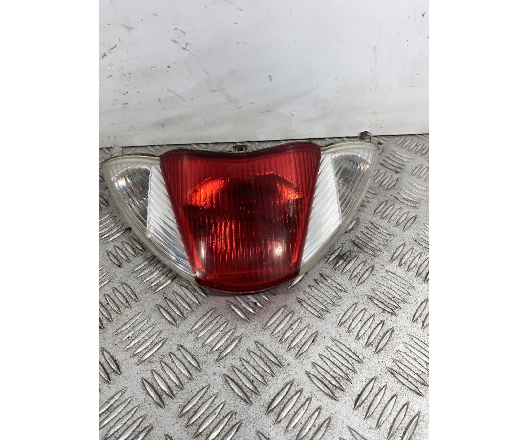 Fanale Stop Posteriore Piaggio Liberty 150 3V dal 2013 al 2015  1741768057040