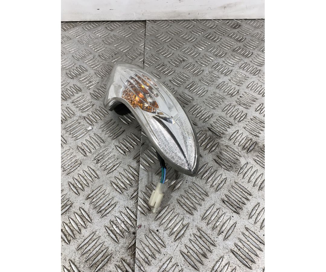 Freccia Anteriore Destra Dx Kymco People One 125 / 150 Dal 2016 al 2018  1741863378699