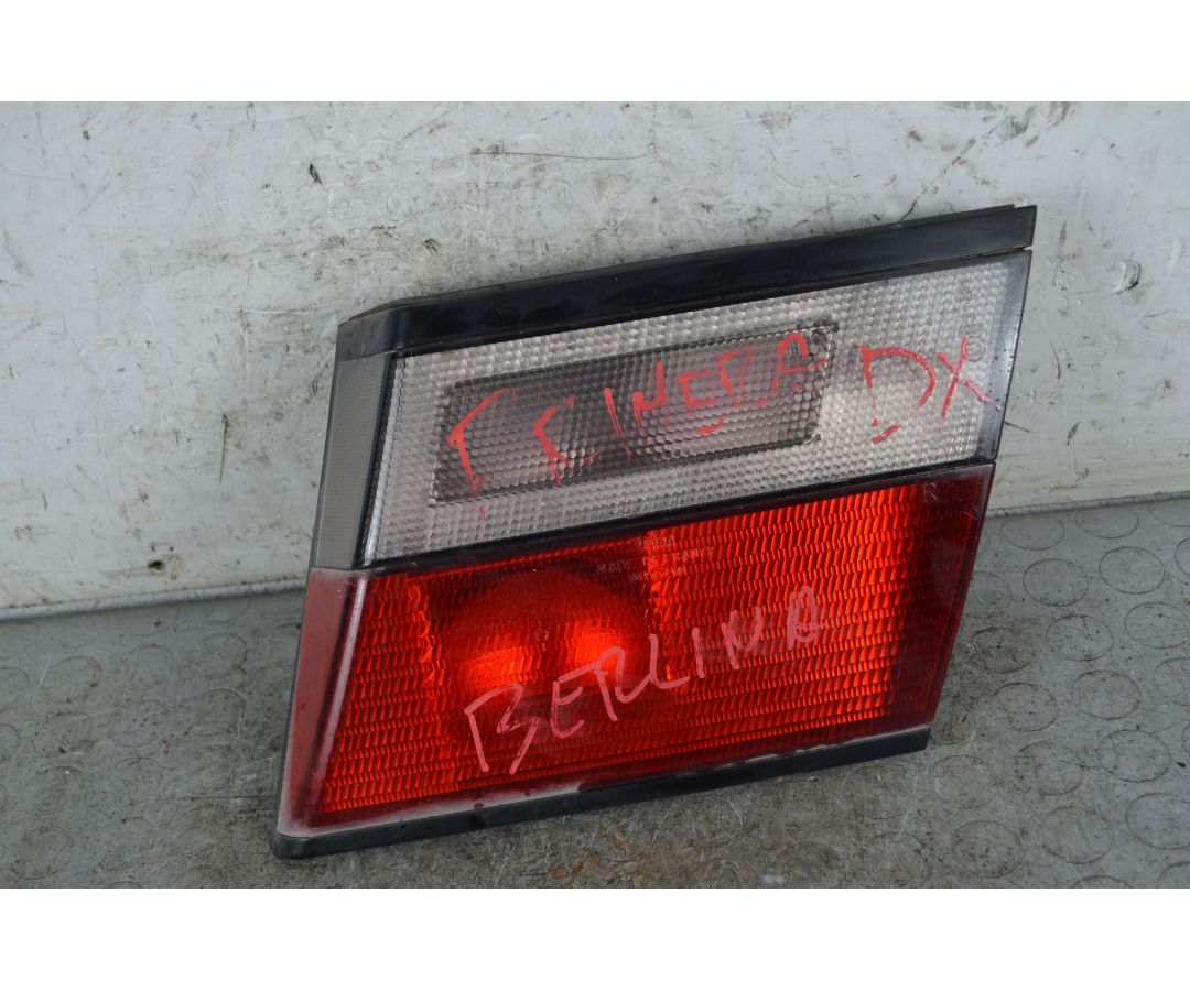 Fanale stop posteriore interno DX Nissan Primera Dal 1995 al 2001 cod 265502F925  1741863373557