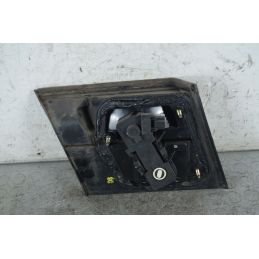 Fanale stop posteriore interno DX Nissan Primera Dal 1995 al 2001 cod 265502F925  1741863373557